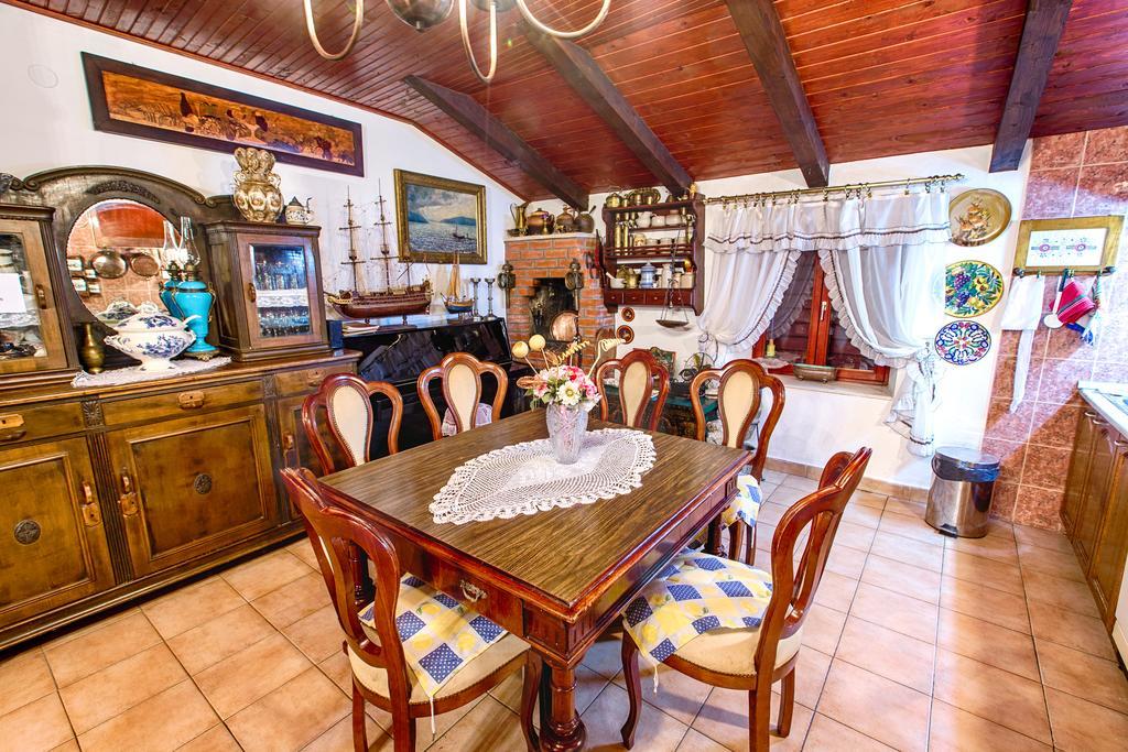 Royal Antique Apartment * Split