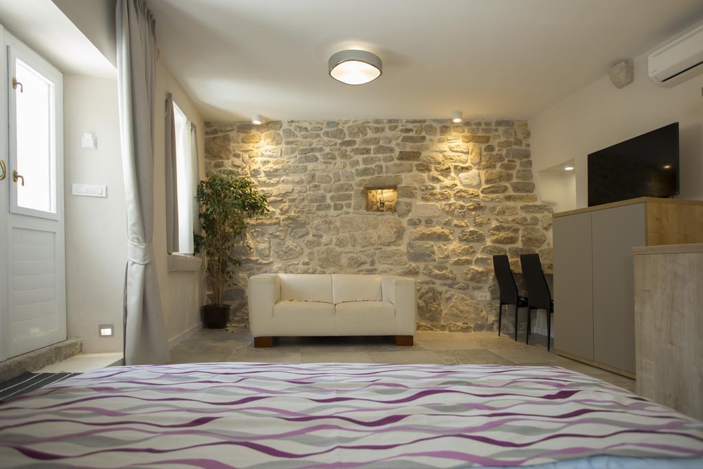 Apartment Situs