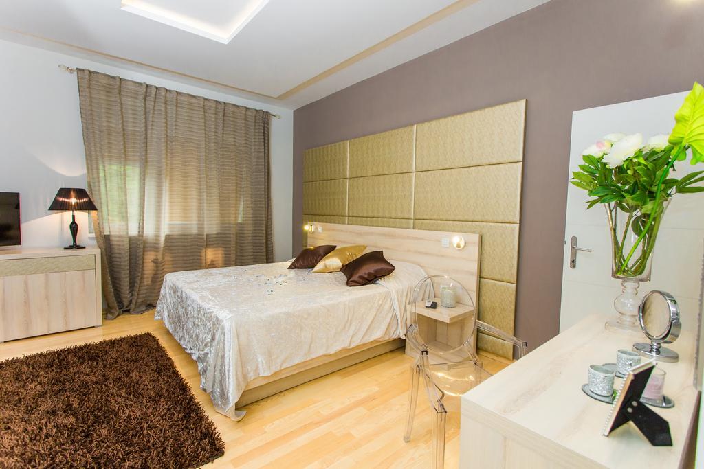 Apartment Mirela Apartment