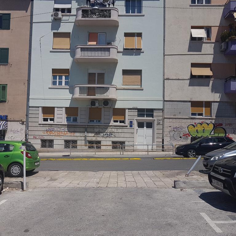 Apartment 4