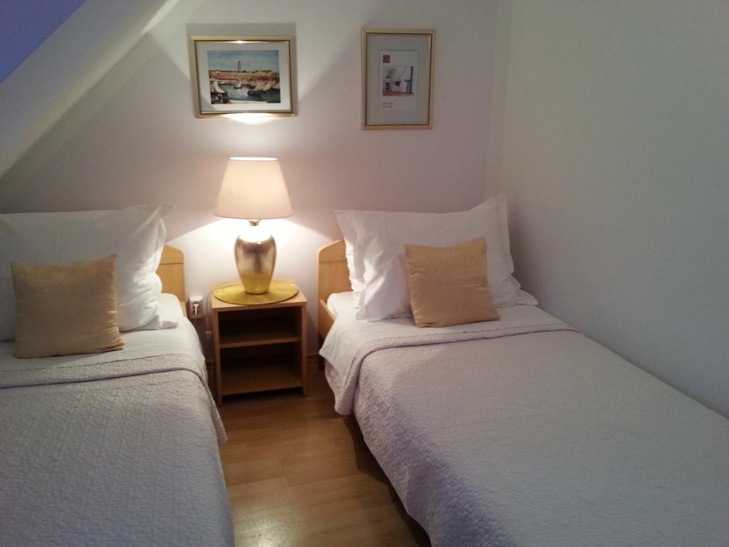 Private In Diocletians Palace Split