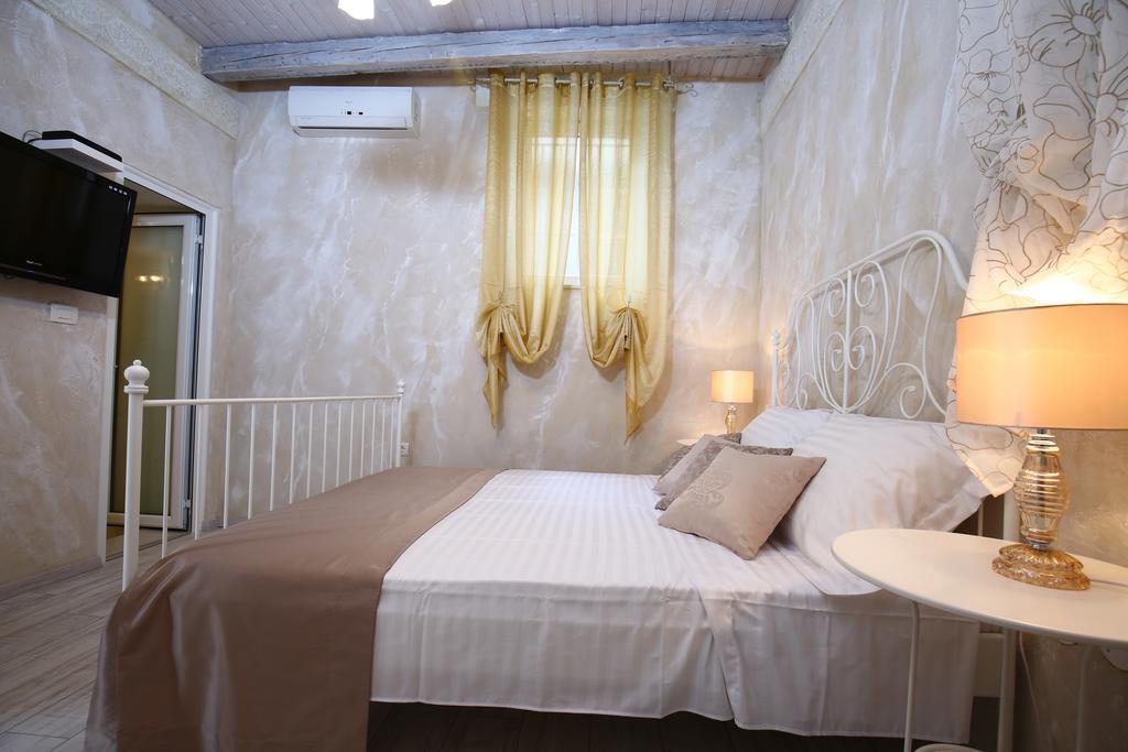 Luxury Lidija 3* Split