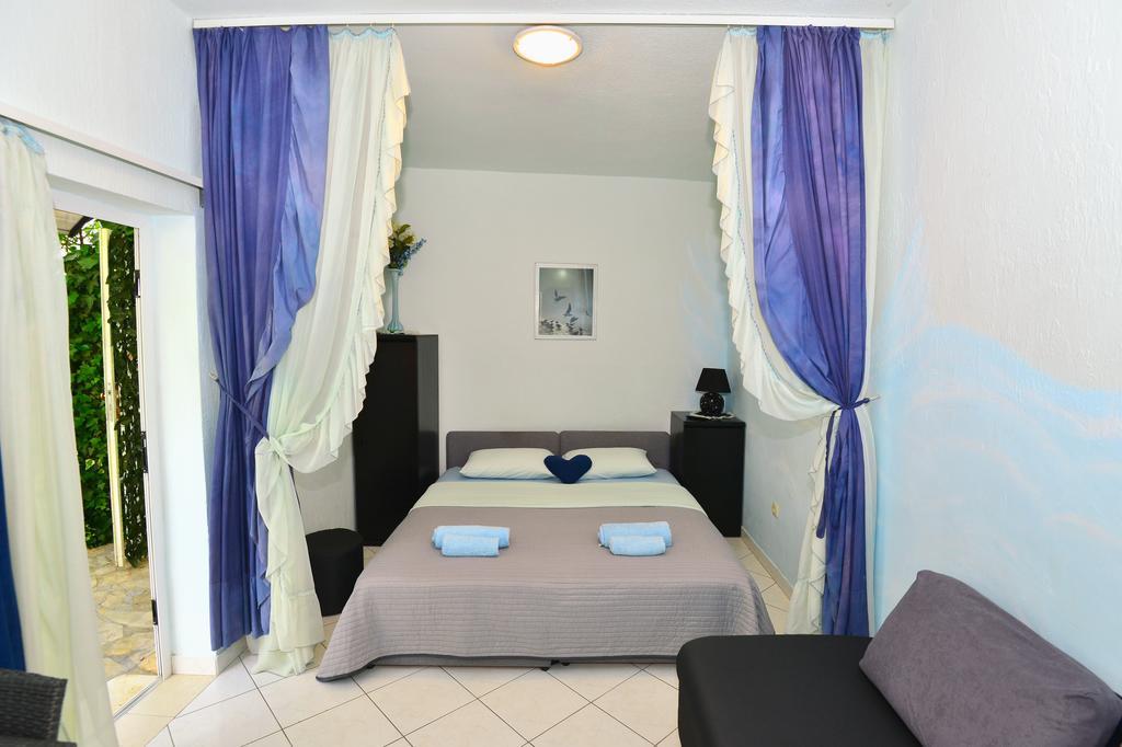 Veky 3 Apartman *
