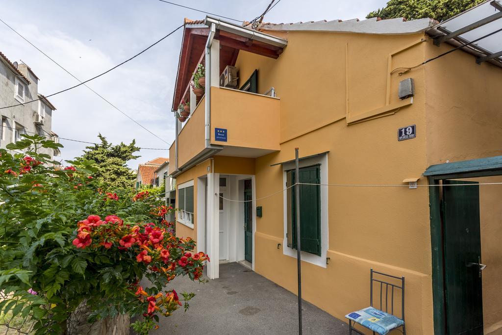 Sara Apartment