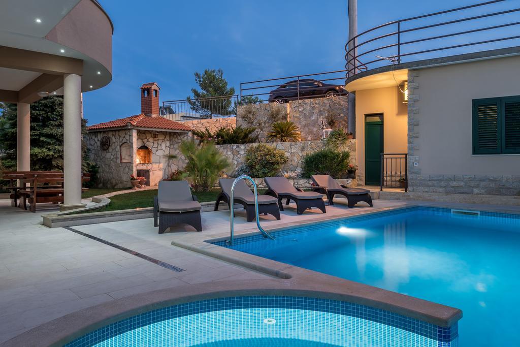 Apartments Stobrec Split