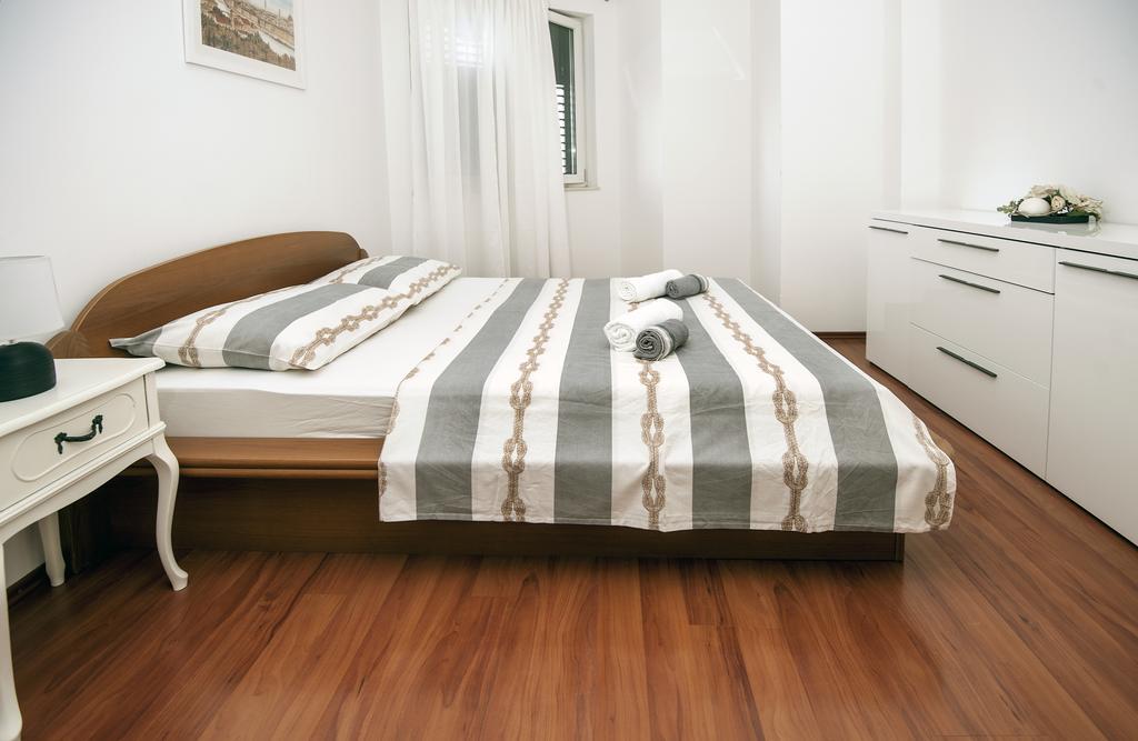 Znjan Beach Guest house Split