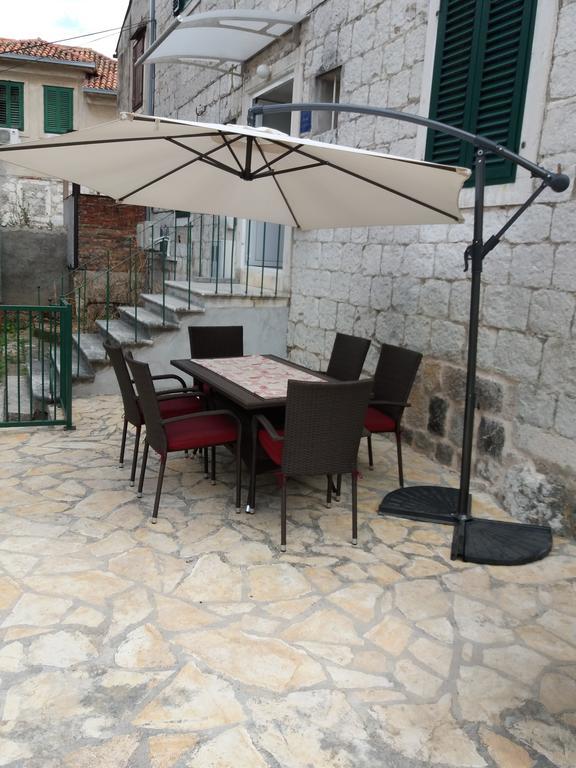 Cetina Apartment *