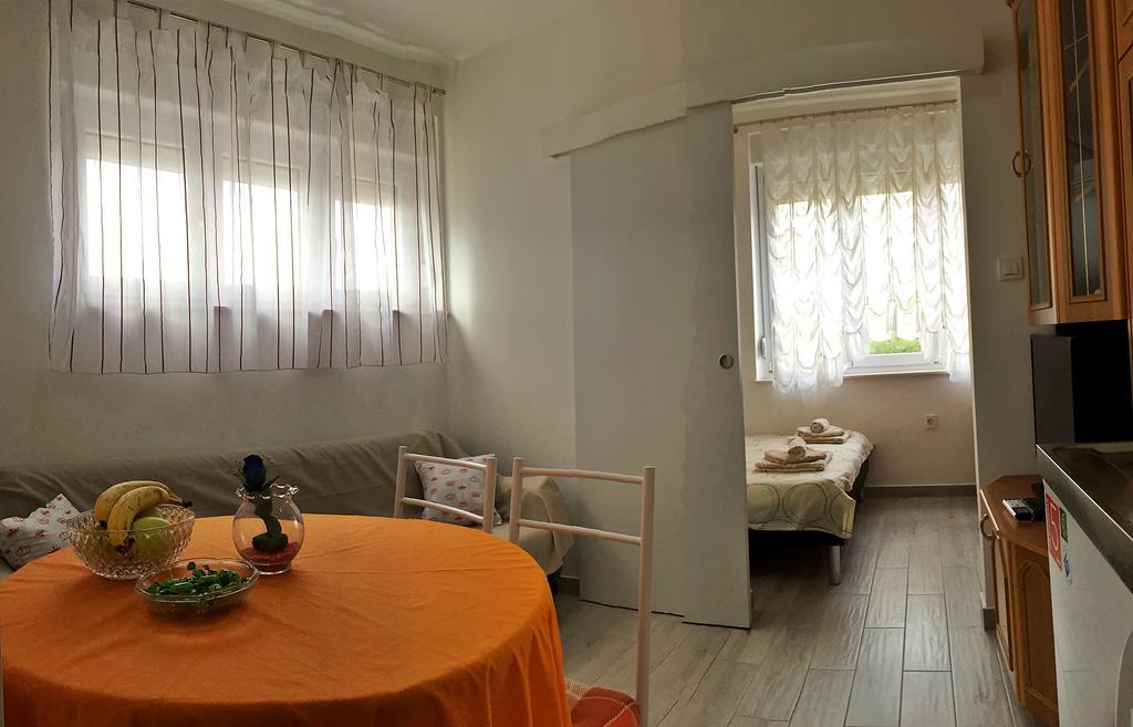 Europe Apartment *