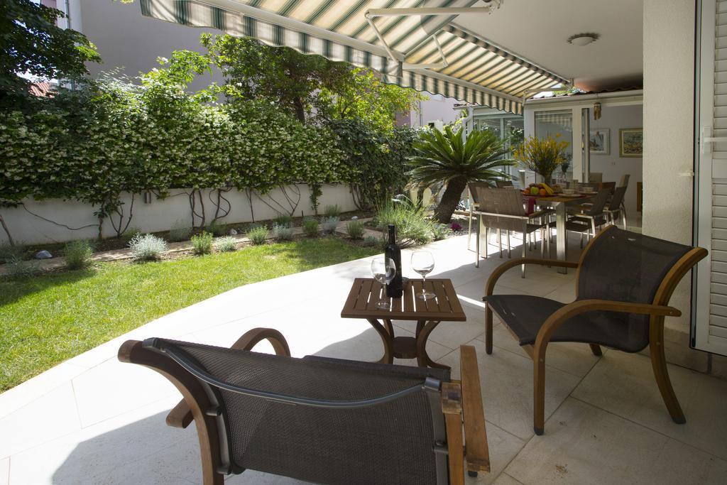 Deluxe Lea With Large Garden Apartamento