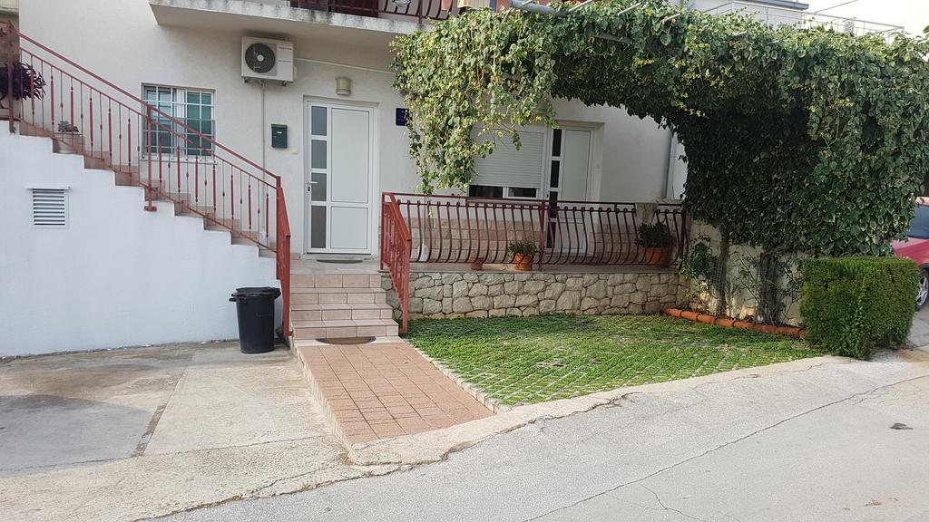 Dubravka Apartment Split
