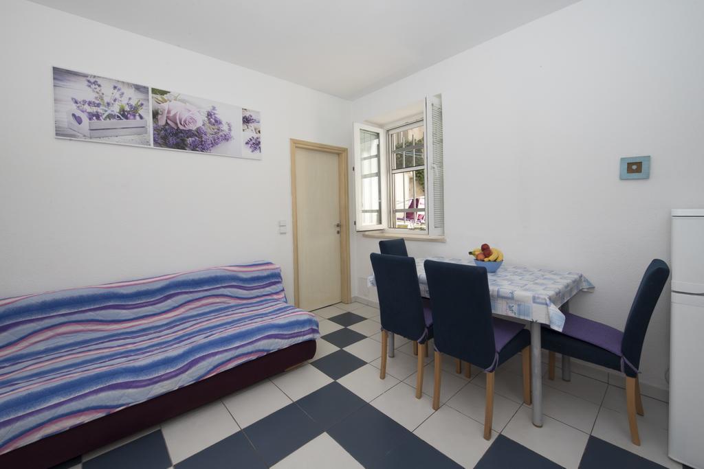 Apartment Dragica Split
