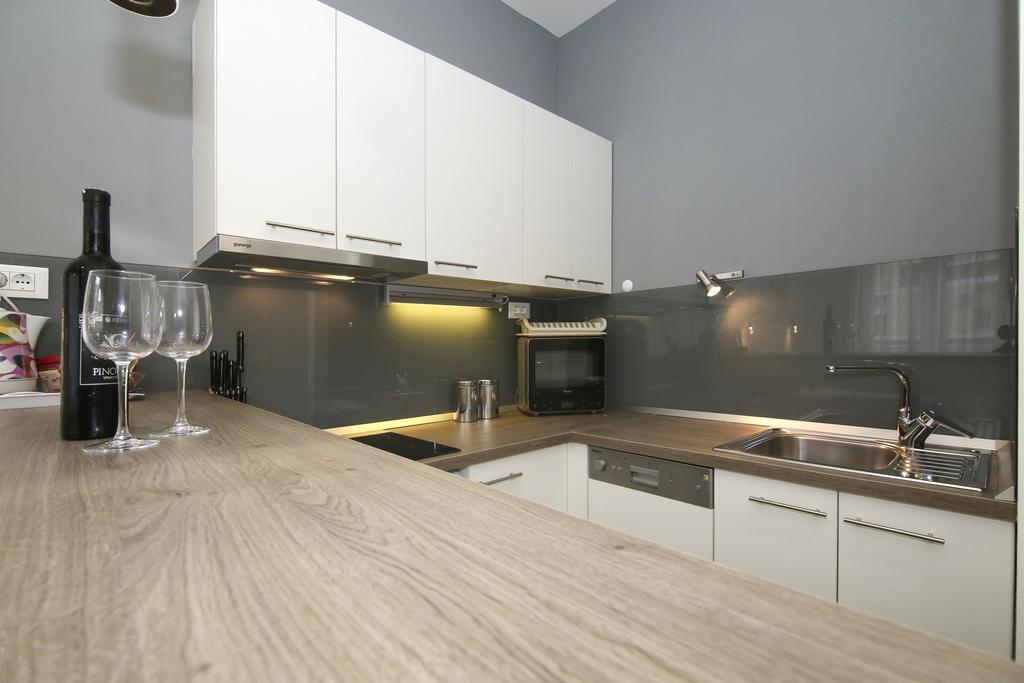 Anna Apartment