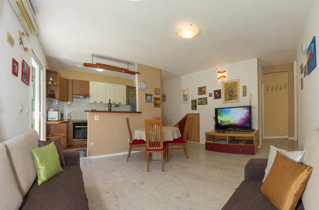 Center Kadena Appartement