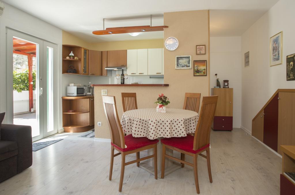 Center Kadena Appartement *