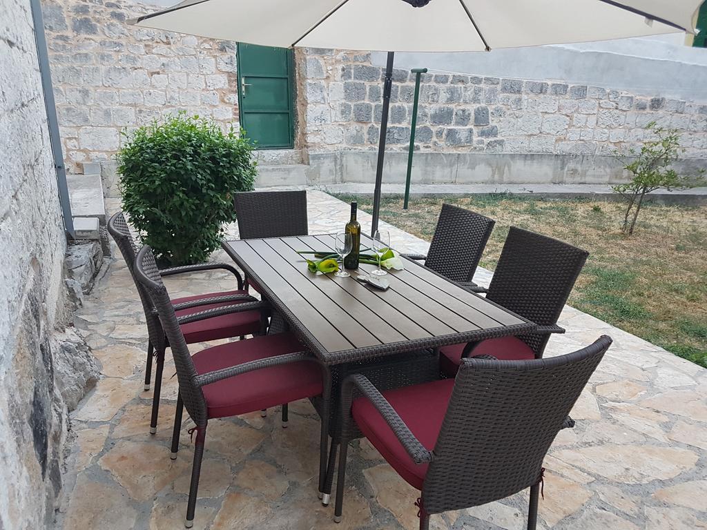 Cetina Apartment *