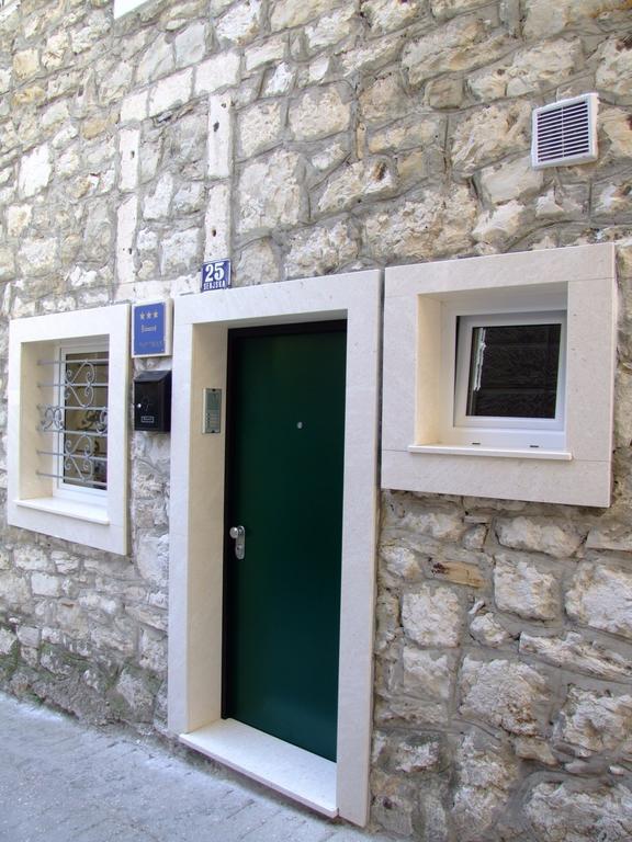 Pro Patria Apartman *