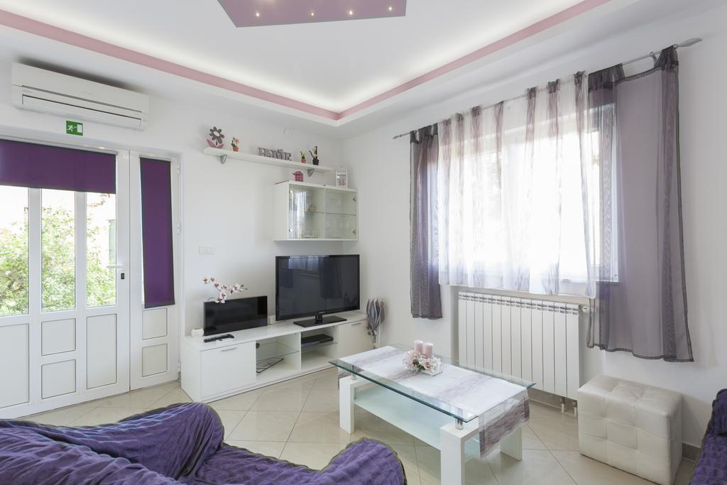 Apartments Stobrec