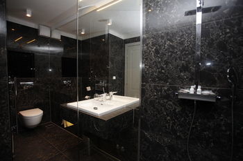 Heritage 19 Hotel