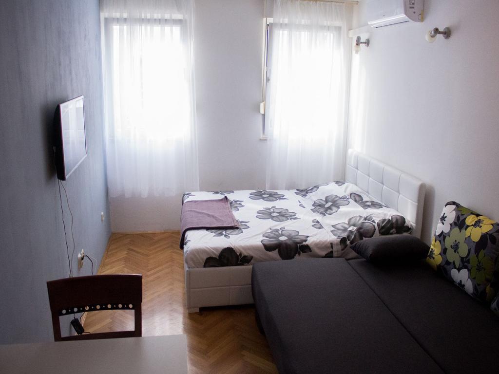 Zen Apartment