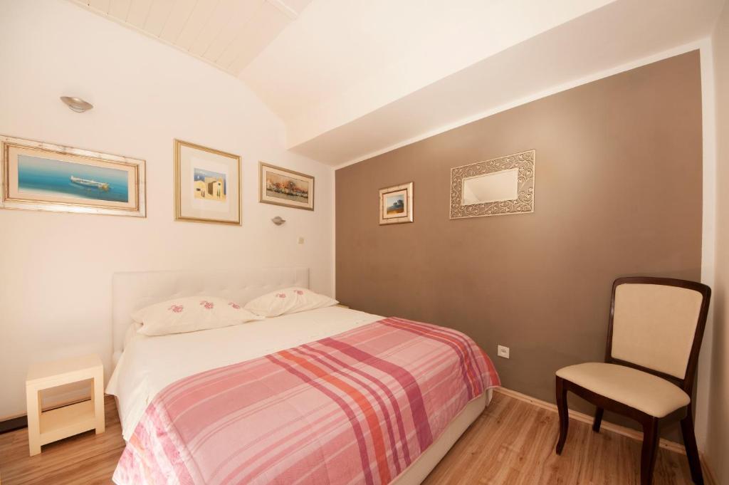Bruno Centre And Apartment *