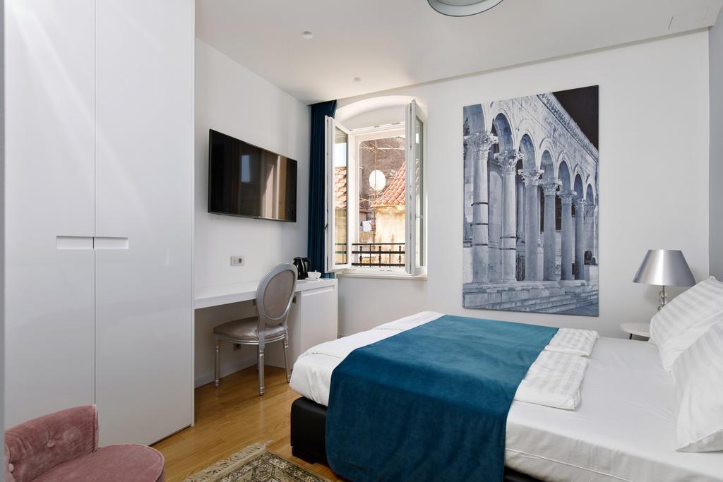 Guest house Luxury Paula 4*