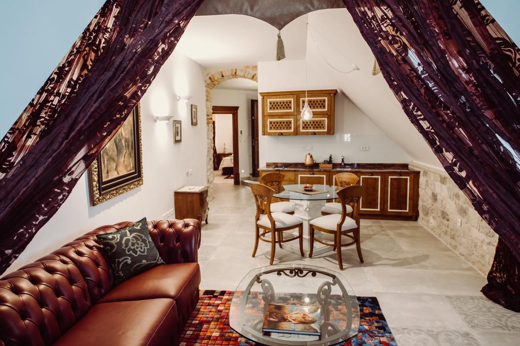 Hotel Nepos 4*