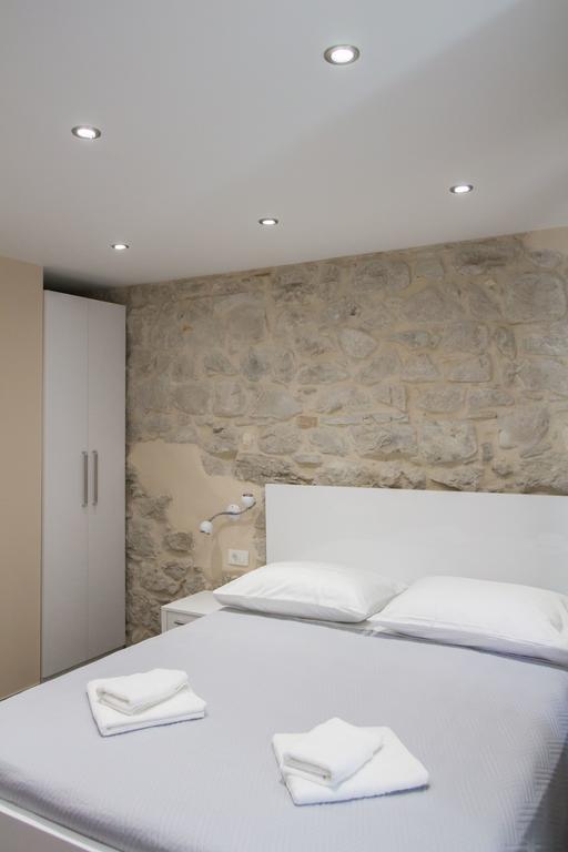 Elegant & Gostinjska kuća 4*