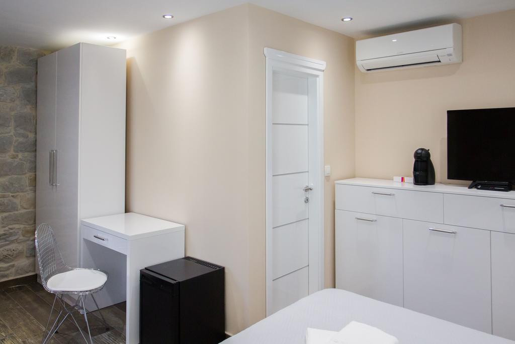 Elegant & Gostinjska kuća 4*