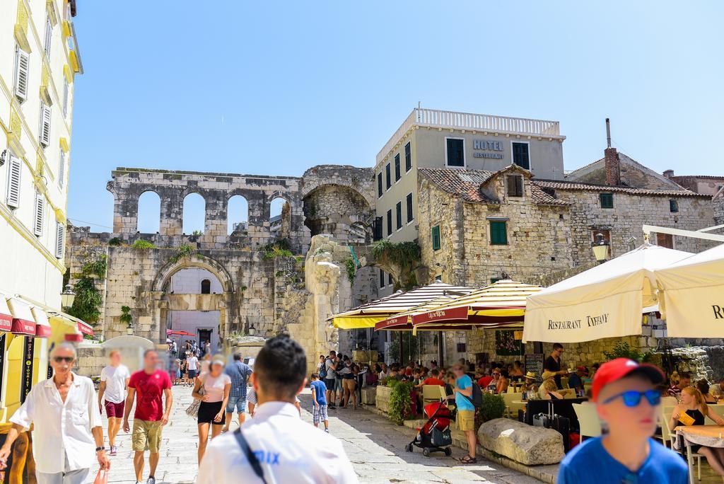 Apartment Porta Aurea Split