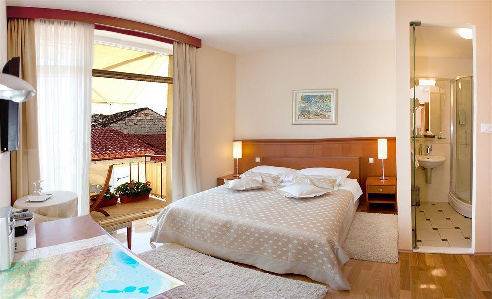 Bed & Breakfast Royal 4*
