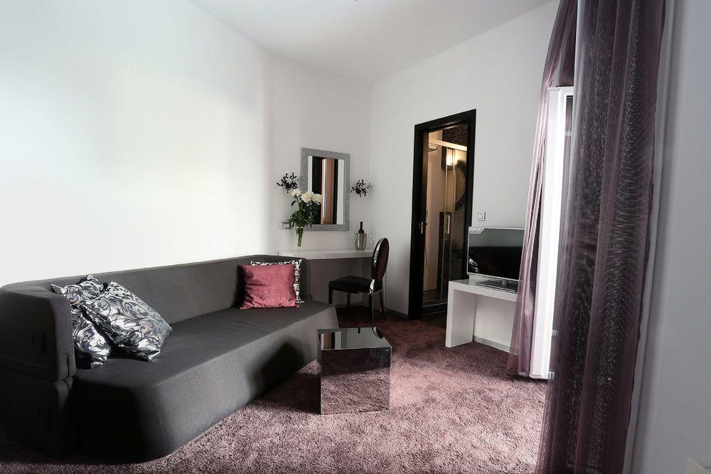 Starlight Luxury Guest house Split