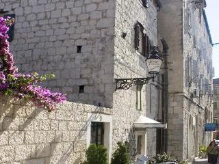 Apartment Veli Varos