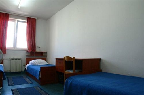 Dujam Hostel *