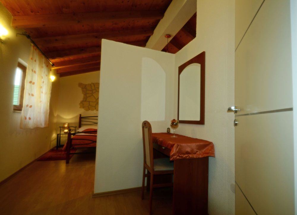 Apartment Kuzma And Split
