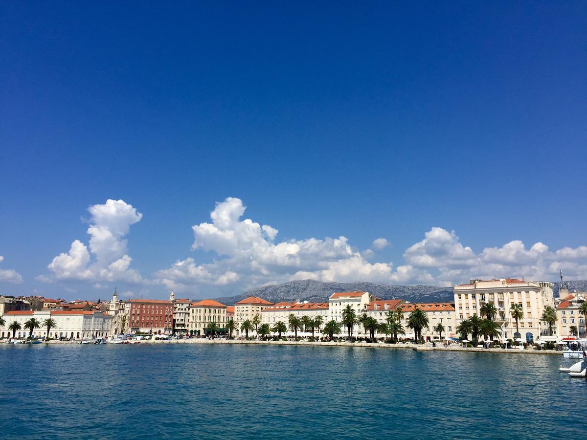 Mediterano - Center