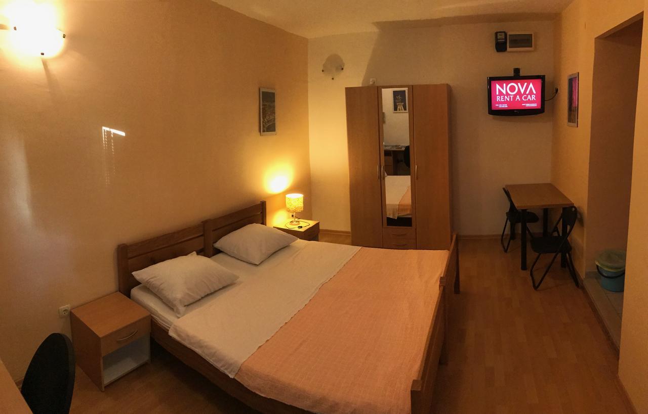 An&dy Apartment Split