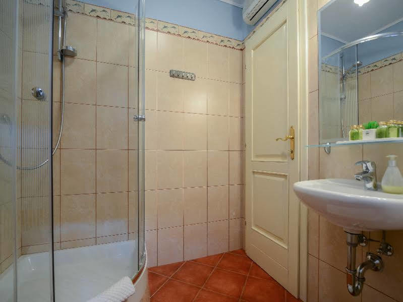 Guest house Tri Lava Luxury Living Split