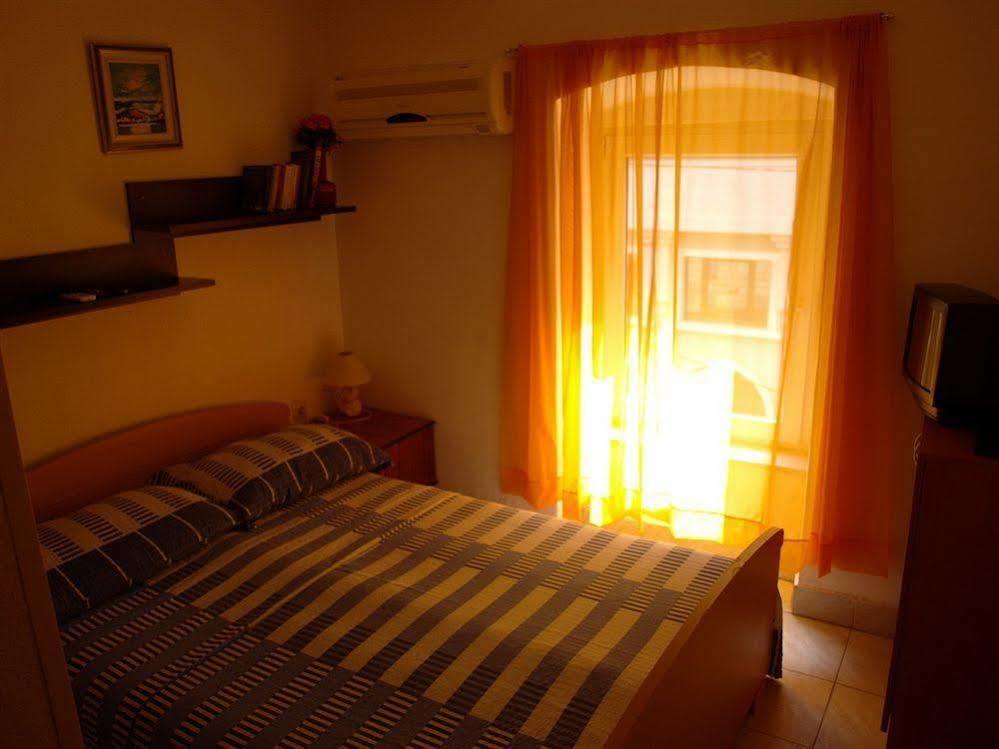 Guest house Damira Split