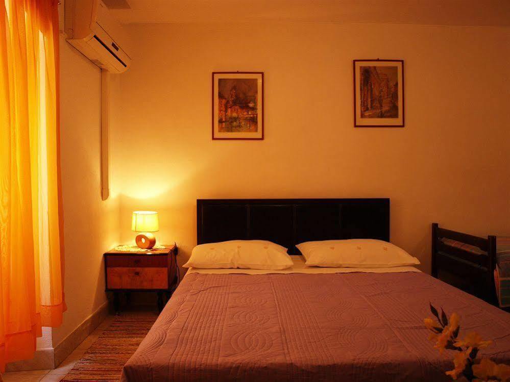 Guest house Damira Split