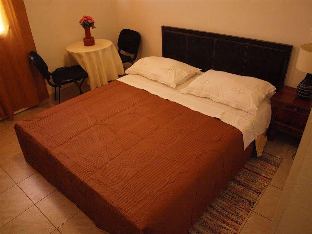 Damira Guest house