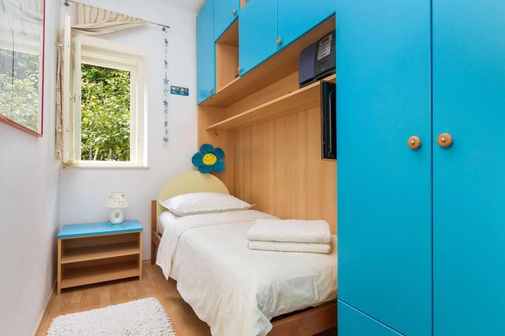 Apartments Dora * Split
