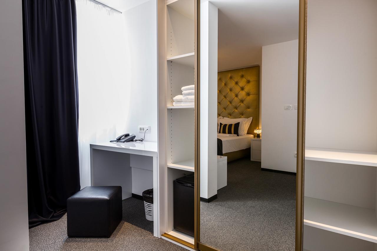 B Gold Luxury Bed & Breakfast 4*