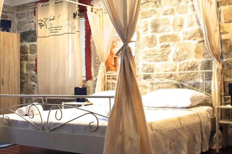 Inn Apartments Split Hotel 4*