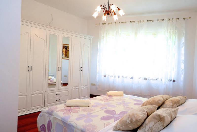 Inn Apartments Split Hotel 4*