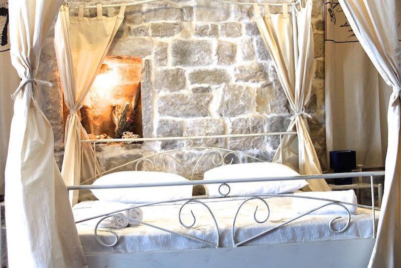 Inn Apartments Split Hotel 4*