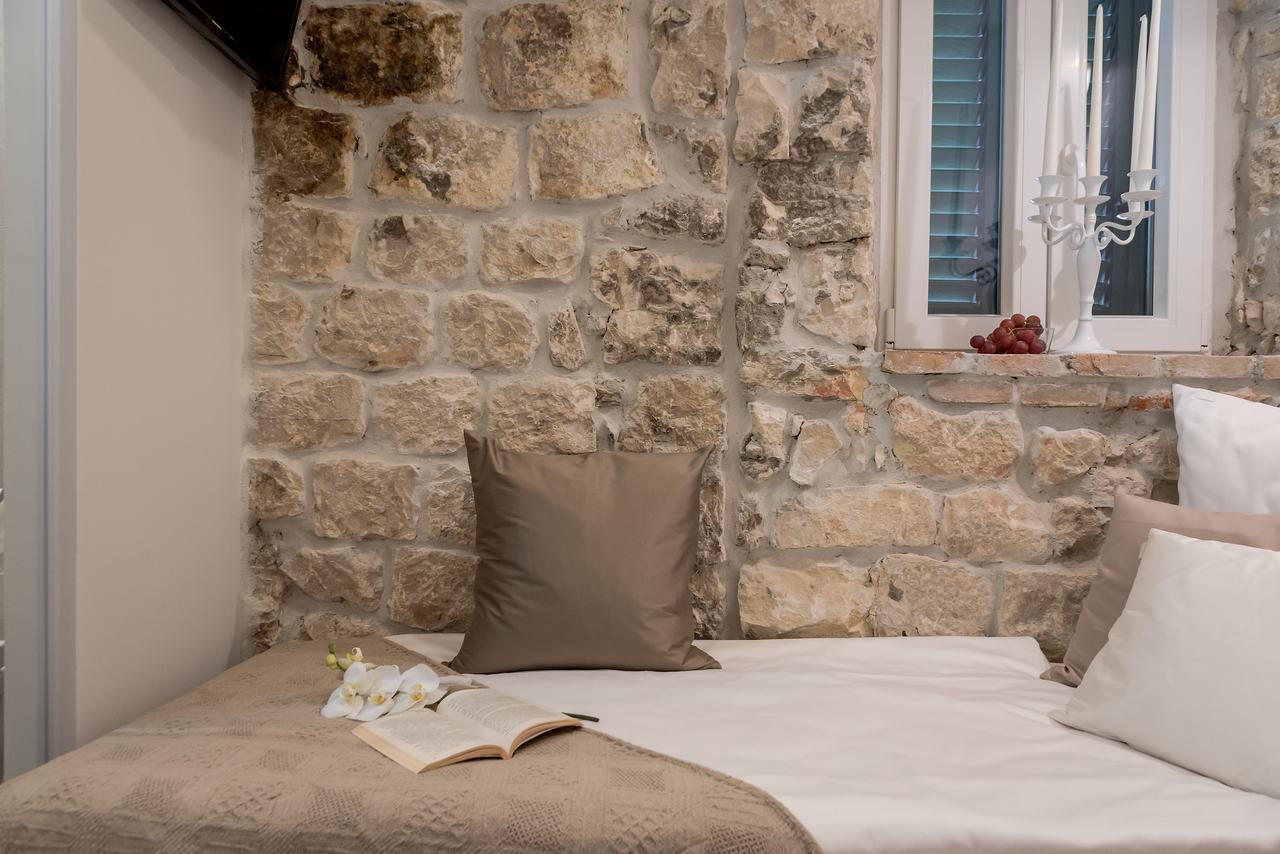 Jupiter Lux Bed & Breakfast