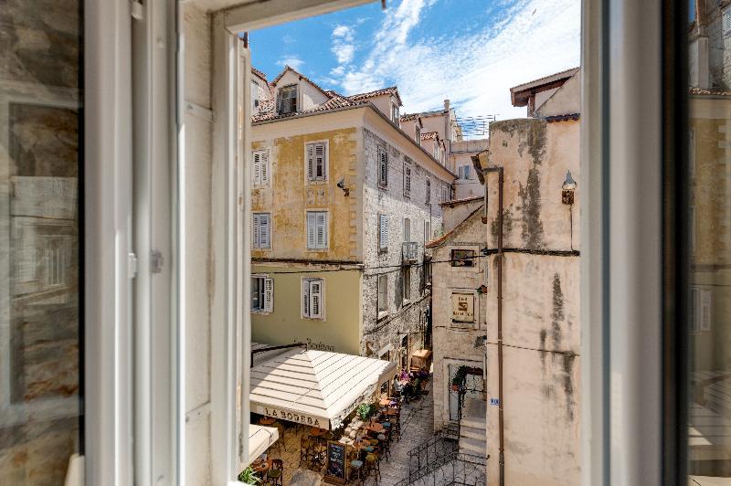 Temple Luxury & 4* Split