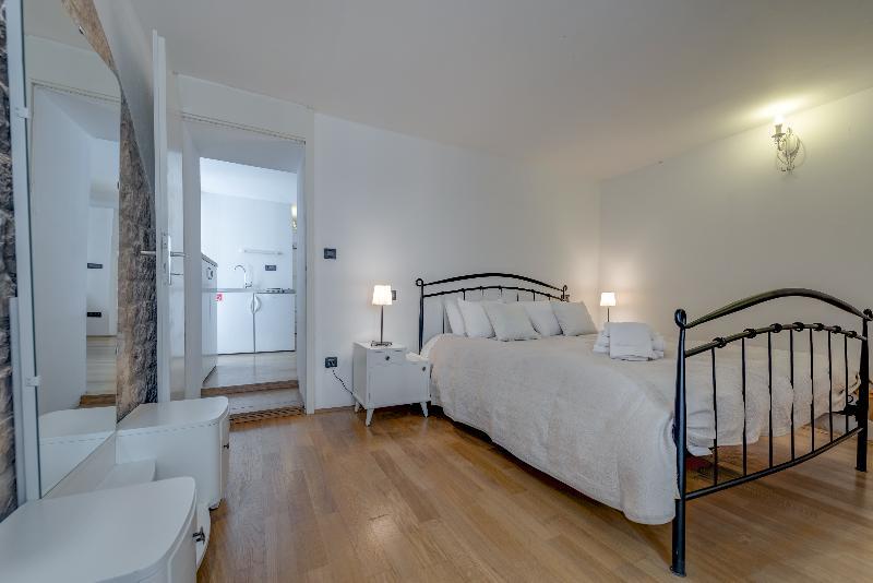 Temple Luxury & 4* Split