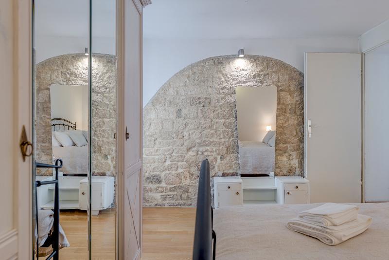 Temple Luxury & 4* Split