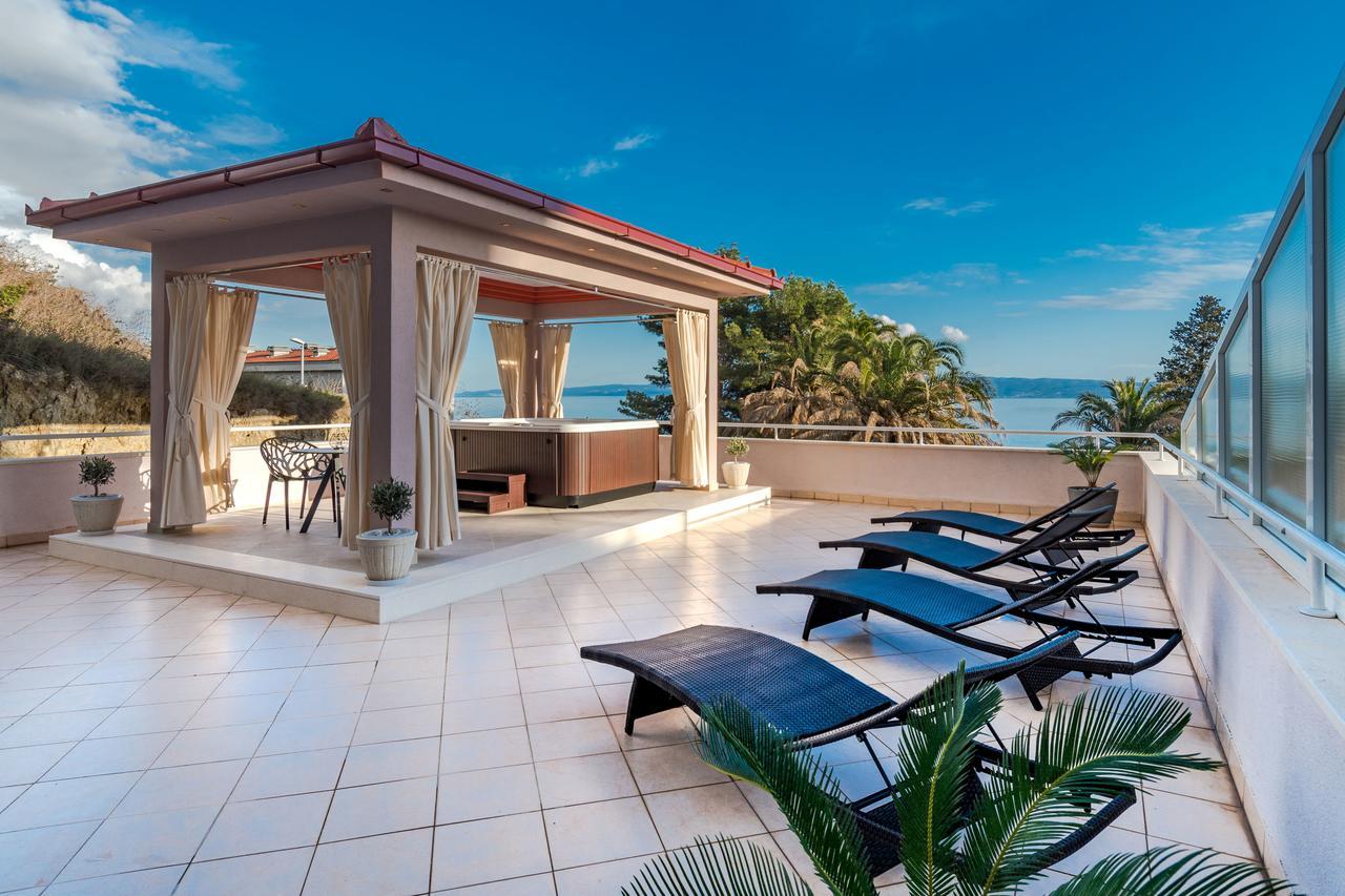 View Apartment Split